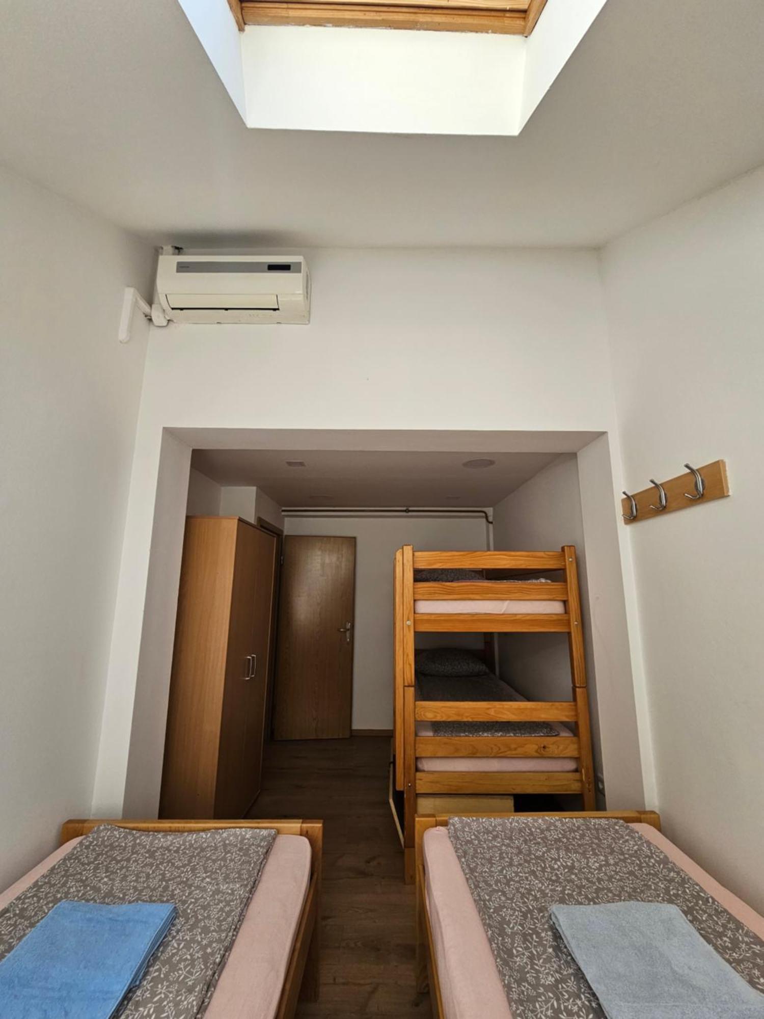 Leopold Chillout Hostel Σαράγεβο Εξωτερικό φωτογραφία