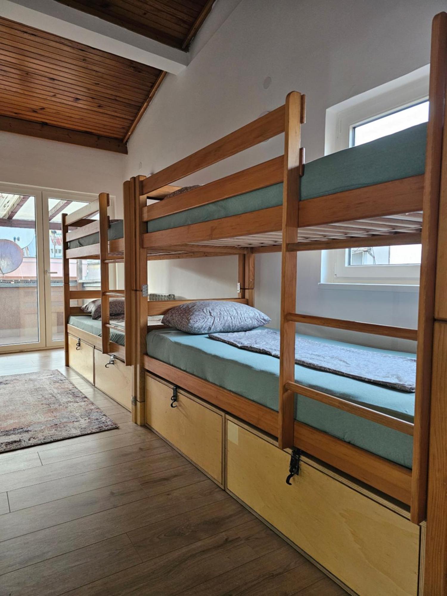Leopold Chillout Hostel Σαράγεβο Εξωτερικό φωτογραφία