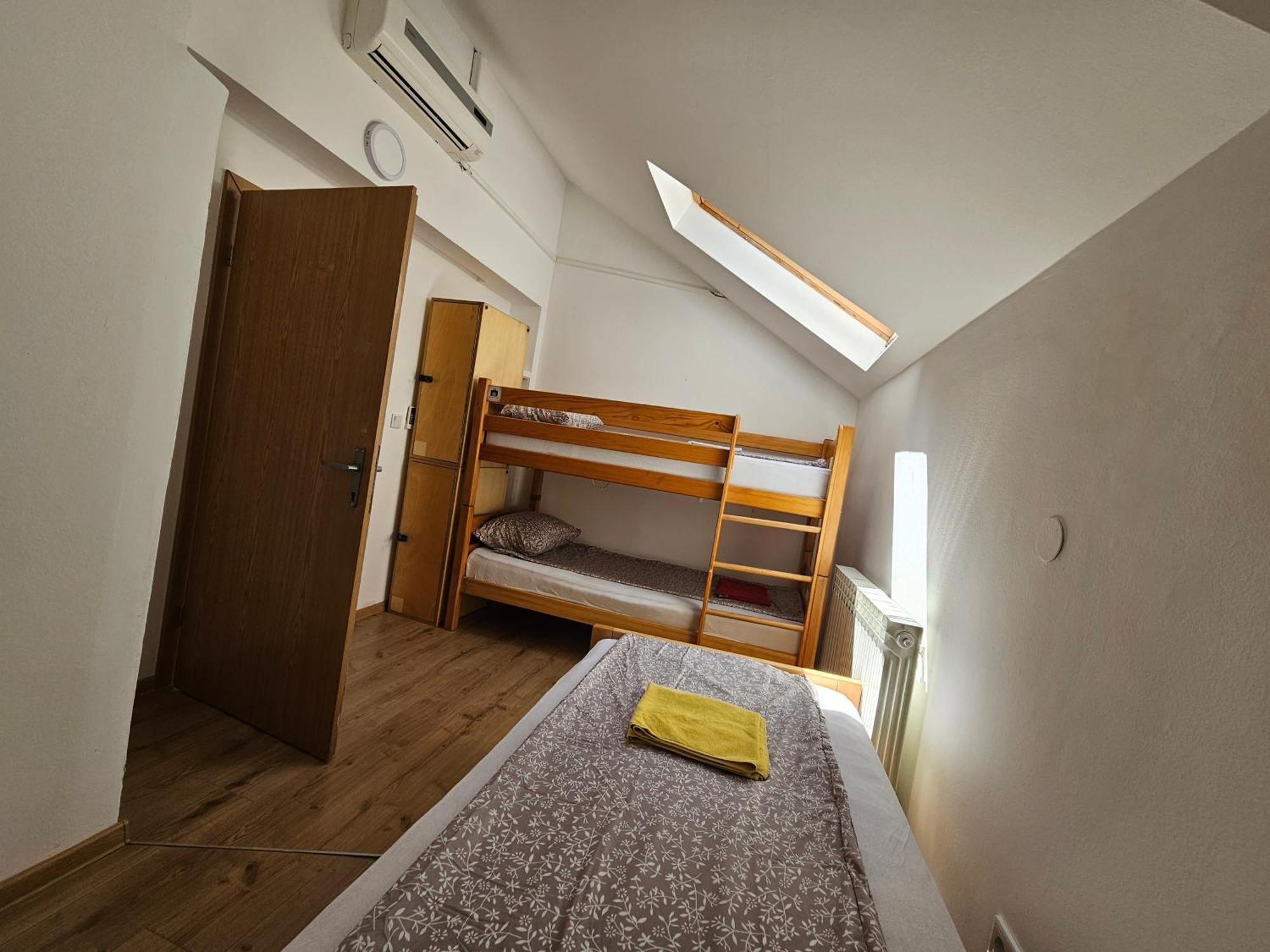 Leopold Chillout Hostel Σαράγεβο Εξωτερικό φωτογραφία
