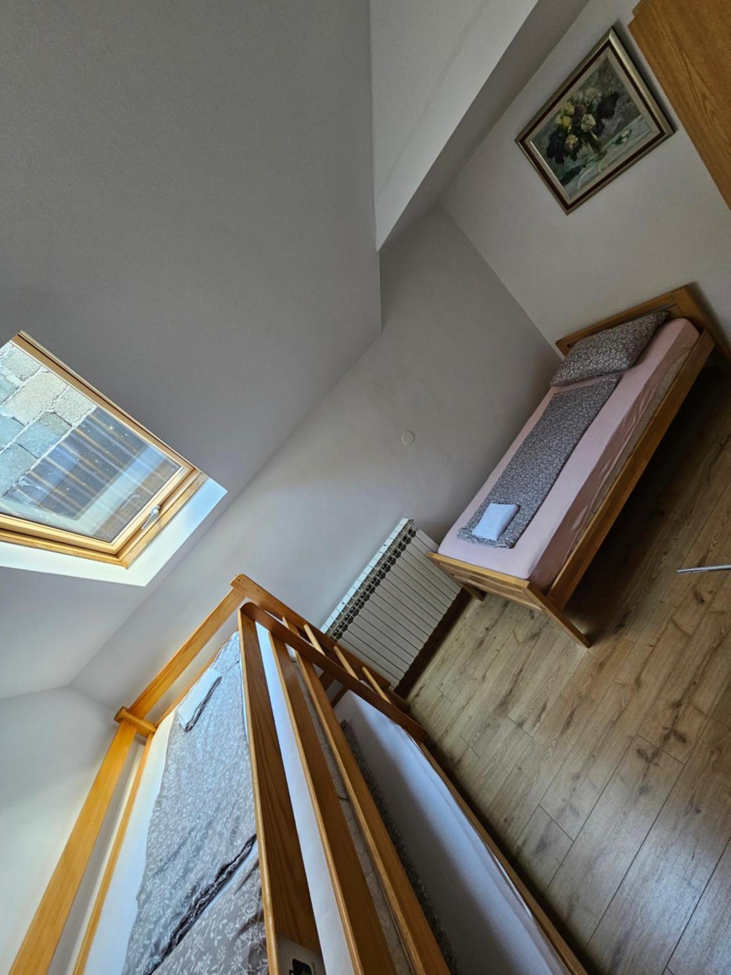 Leopold Chillout Hostel Σαράγεβο Δωμάτιο φωτογραφία