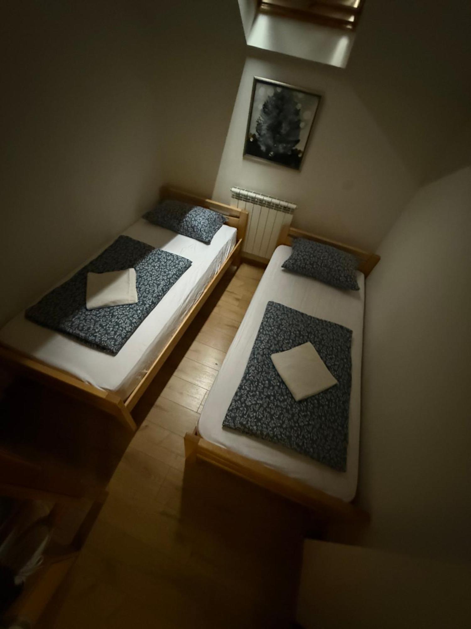 Leopold Chillout Hostel Σαράγεβο Εξωτερικό φωτογραφία